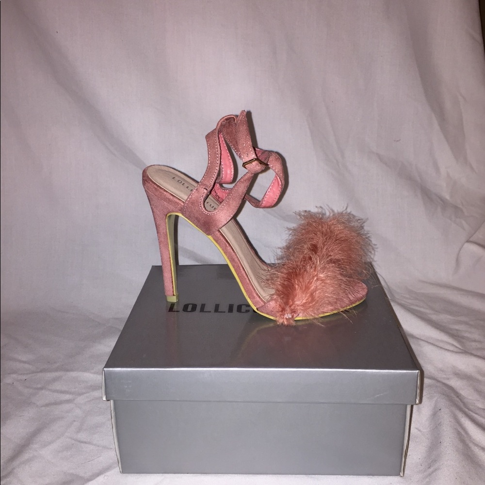 Suede Ankle strapped fur heel - Picture 7 of 8